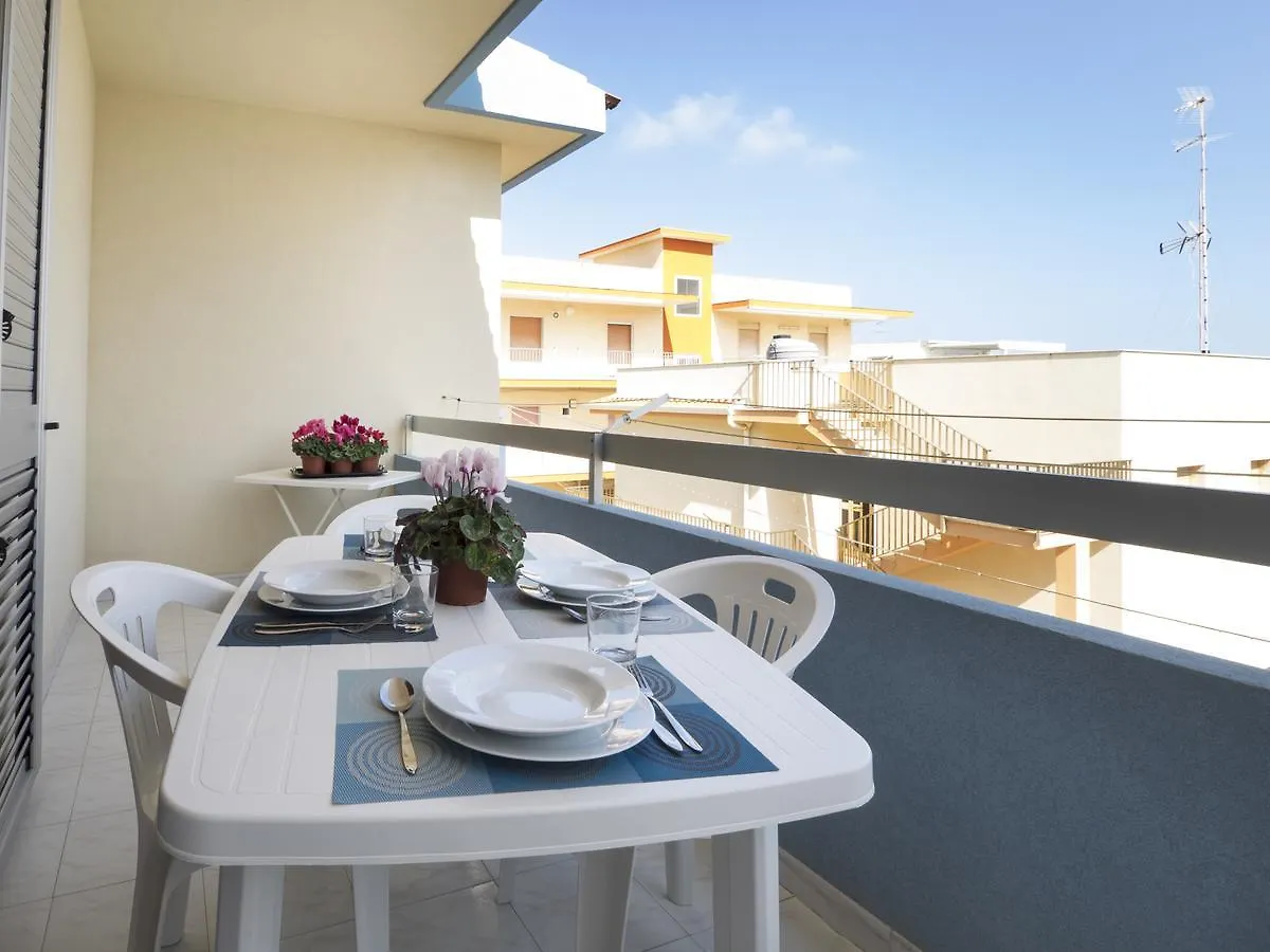 siciliacasevacanze - Casa Girasole Marina di Ragusa 0*,